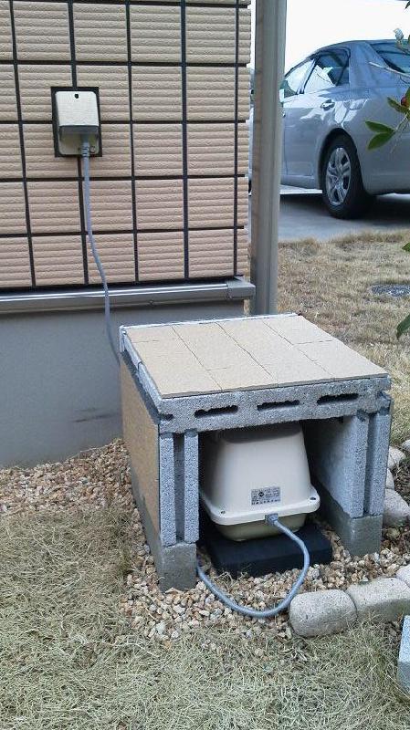 ブロワーと保護ブロックを設置してみました。