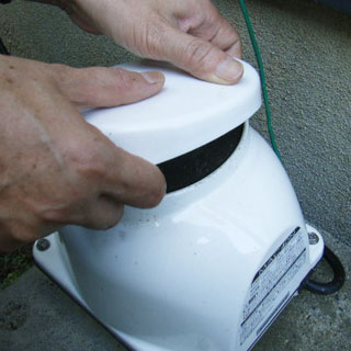 ブロアーのメンテナンス(はめ込み式タイプ)