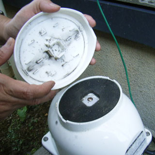 ブロアーのメンテナンス(はめ込み式タイプ)