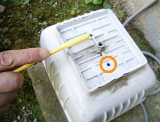 ブロアーのメンテナンス(ネジ式タイプ)