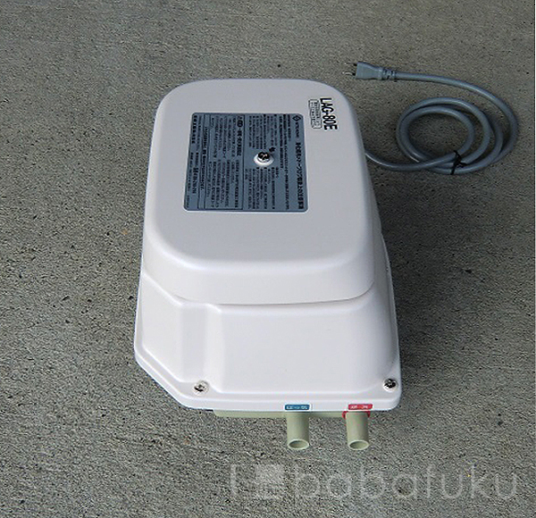 ブロアー 日東工器(クボタ) LAG-80E(左) ブロアー 日東工器(クボタ) LAG-80E(左)